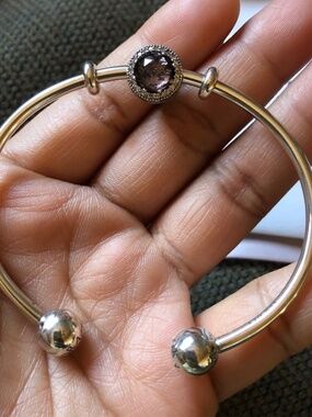Authentic Pandora Bracelet Bangle Charm & Stoppers